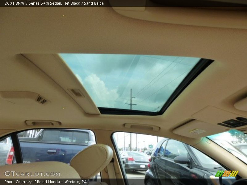 Sunroof of 2001 5 Series 540i Sedan