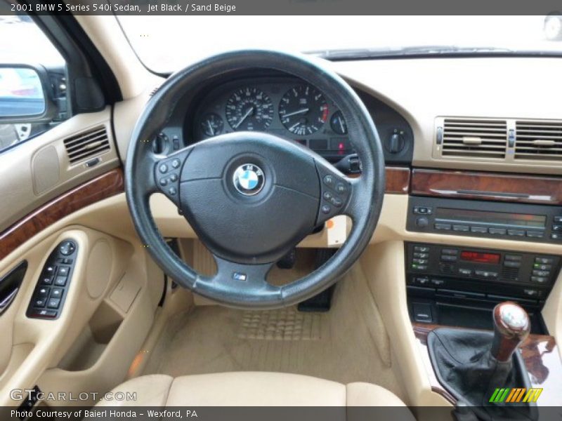 Jet Black / Sand Beige 2001 BMW 5 Series 540i Sedan