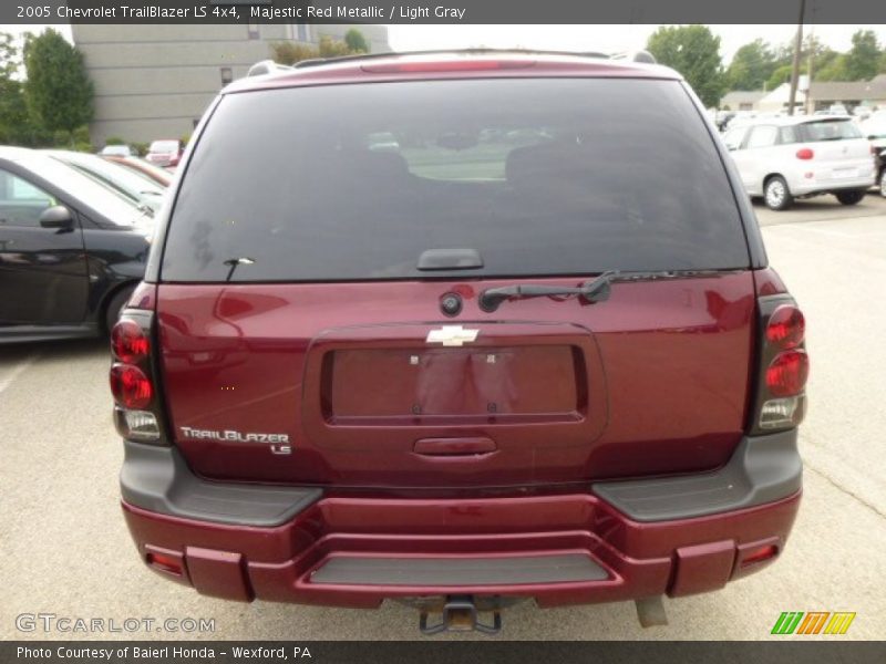Majestic Red Metallic / Light Gray 2005 Chevrolet TrailBlazer LS 4x4