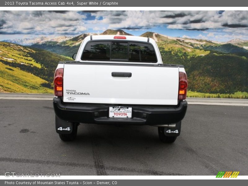 Super White / Graphite 2013 Toyota Tacoma Access Cab 4x4