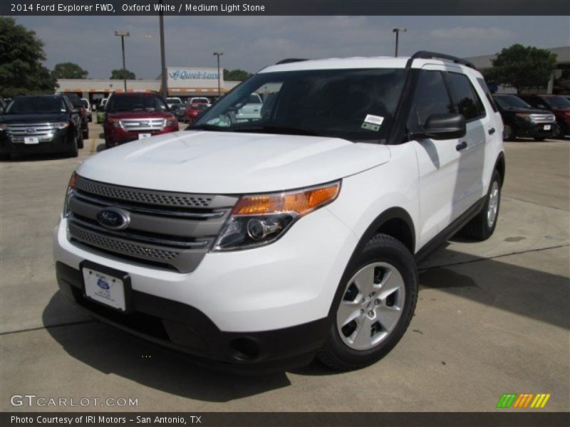 Oxford White / Medium Light Stone 2014 Ford Explorer FWD