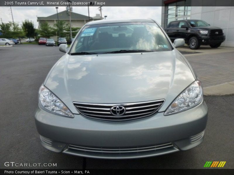 Mineral Green Opalescent / Taupe 2005 Toyota Camry LE