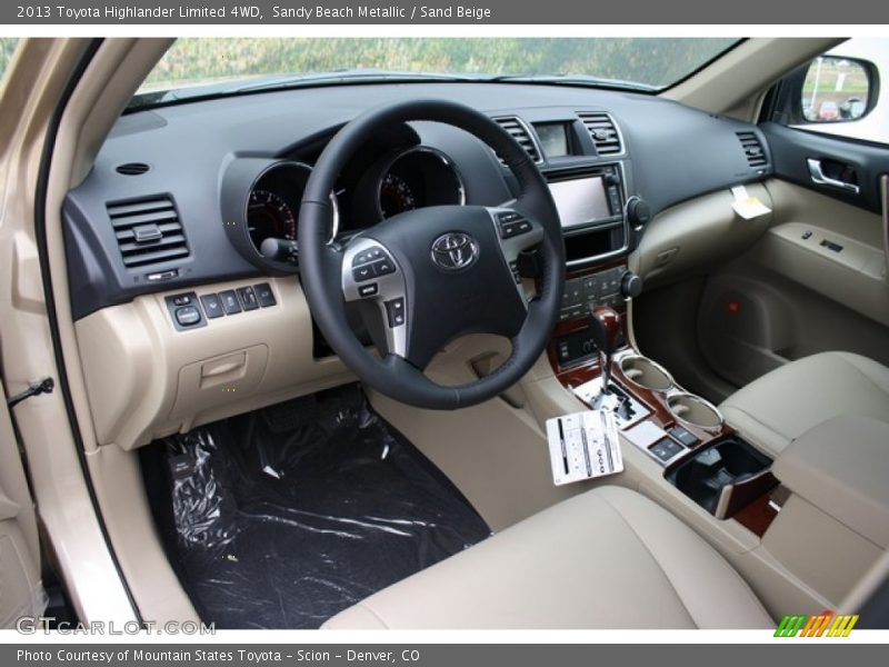 Sandy Beach Metallic / Sand Beige 2013 Toyota Highlander Limited 4WD