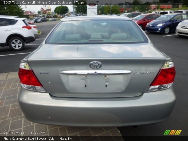 Mineral Green Opalescent / Taupe 2005 Toyota Camry LE