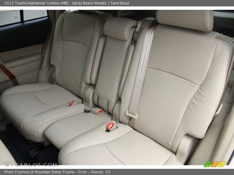 Sandy Beach Metallic / Sand Beige 2013 Toyota Highlander Limited 4WD