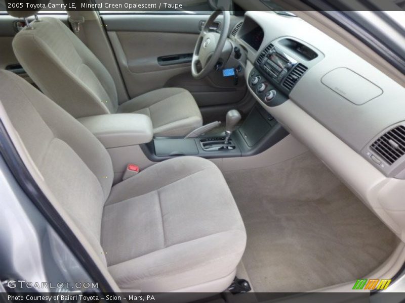 Mineral Green Opalescent / Taupe 2005 Toyota Camry LE