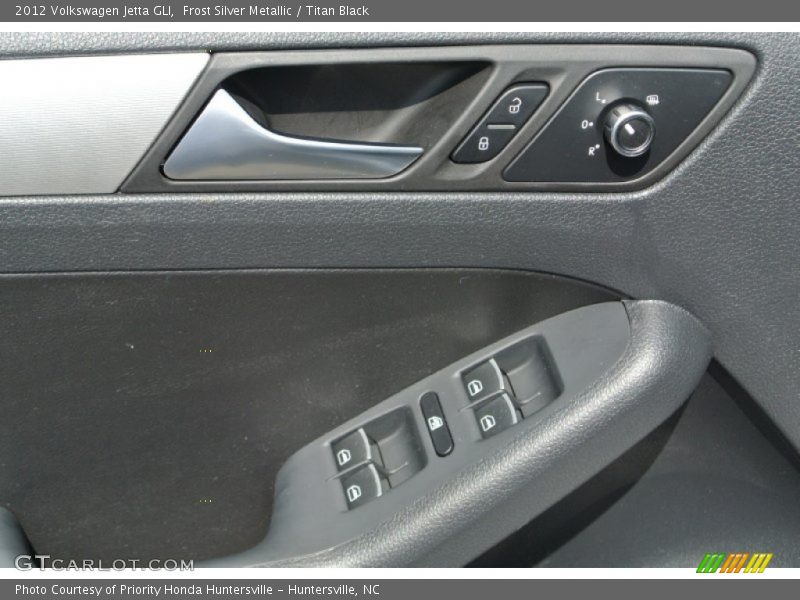Frost Silver Metallic / Titan Black 2012 Volkswagen Jetta GLI