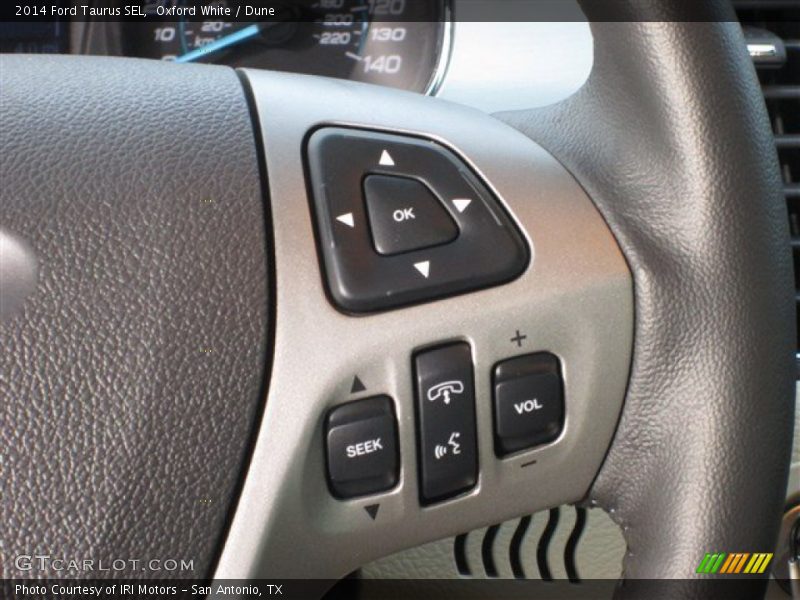 Oxford White / Dune 2014 Ford Taurus SEL