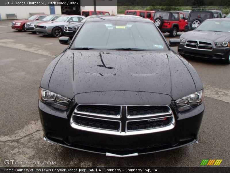 Pitch Black / Black 2014 Dodge Charger SE