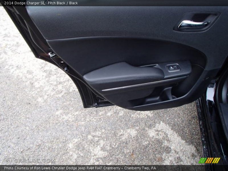 Pitch Black / Black 2014 Dodge Charger SE