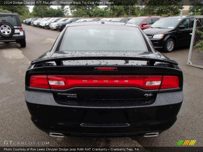 Phantom Black Tri-Coat Pearl / Black 2014 Dodge Charger R/T Plus AWD