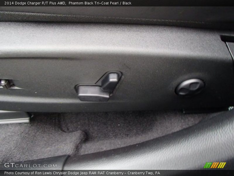 Phantom Black Tri-Coat Pearl / Black 2014 Dodge Charger R/T Plus AWD