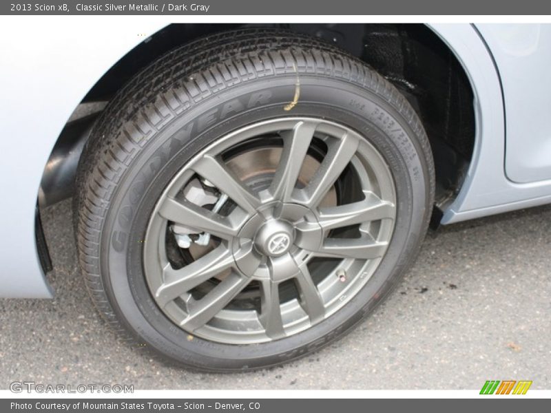 Classic Silver Metallic / Dark Gray 2013 Scion xB