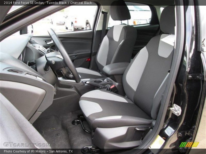Tuxedo Black / Charcoal Black 2014 Ford Focus SE Sedan