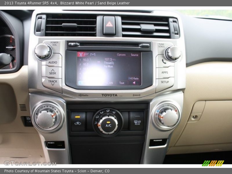 Blizzard White Pearl / Sand Beige Leather 2013 Toyota 4Runner SR5 4x4