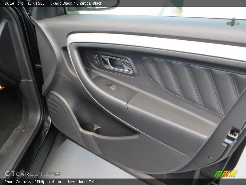 Tuxedo Black / Charcoal Black 2014 Ford Taurus SEL
