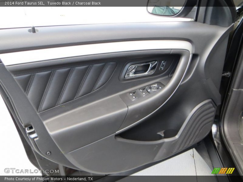 Door Panel of 2014 Taurus SEL