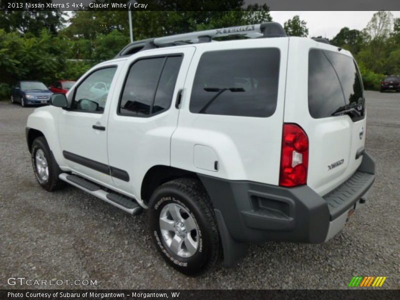 Glacier White / Gray 2013 Nissan Xterra S 4x4