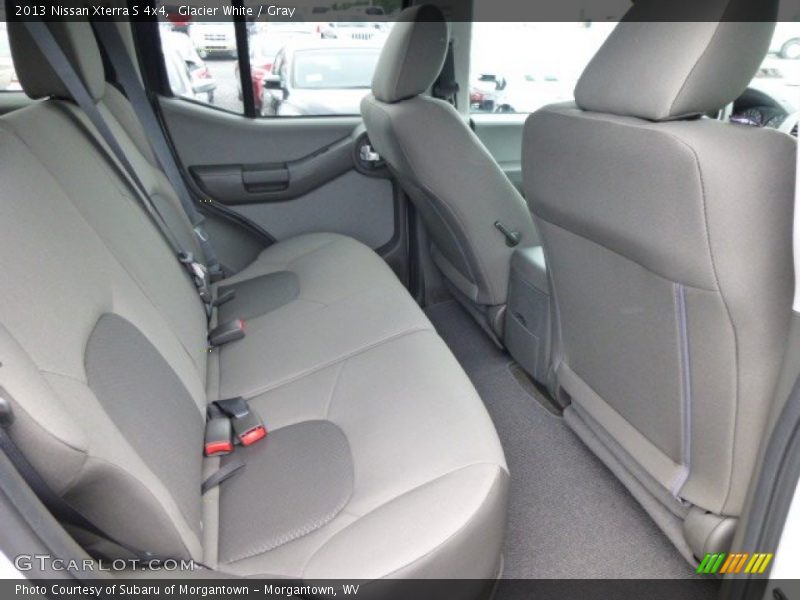 Glacier White / Gray 2013 Nissan Xterra S 4x4