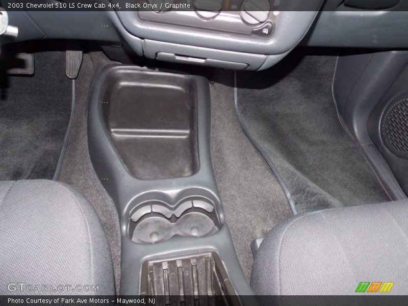 Black Onyx / Graphite 2003 Chevrolet S10 LS Crew Cab 4x4