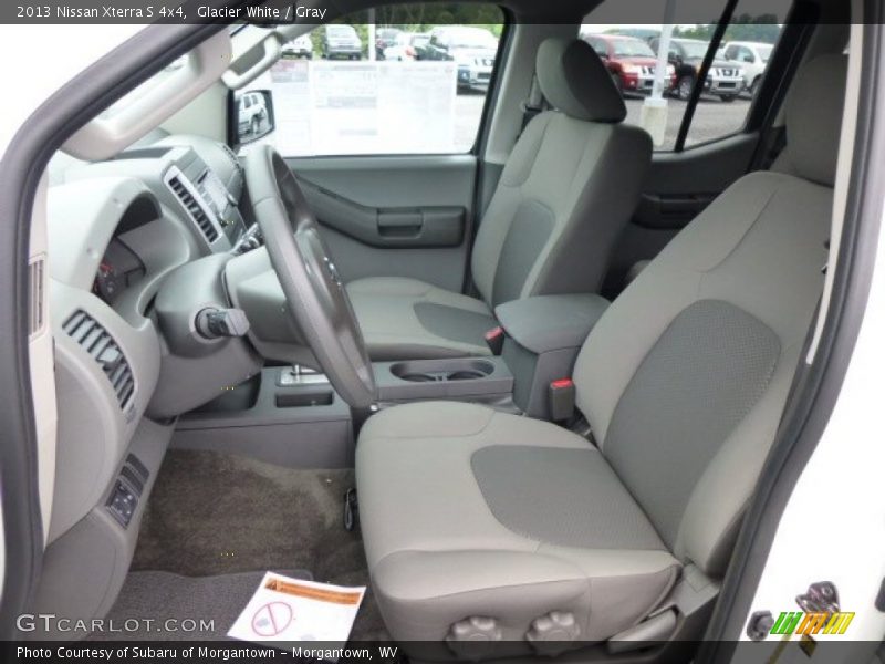 Front Seat of 2013 Xterra S 4x4