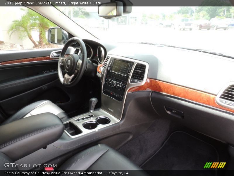 Bright White / Black 2013 Jeep Grand Cherokee Limited
