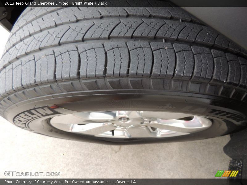 Bright White / Black 2013 Jeep Grand Cherokee Limited