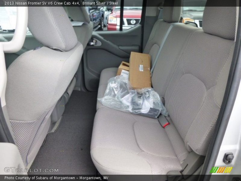 Brilliant Silver / Steel 2013 Nissan Frontier SV V6 Crew Cab 4x4