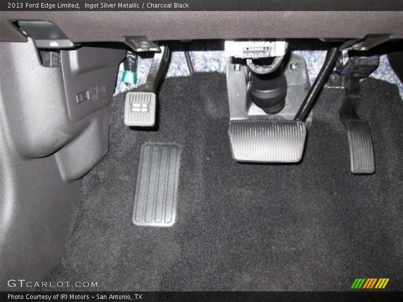 Ingot Silver Metallic / Charcoal Black 2013 Ford Edge Limited