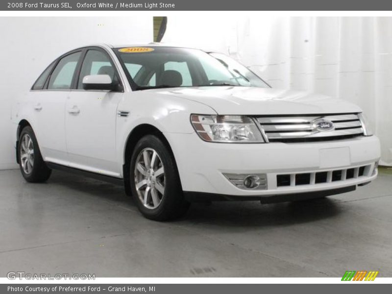 Oxford White / Medium Light Stone 2008 Ford Taurus SEL