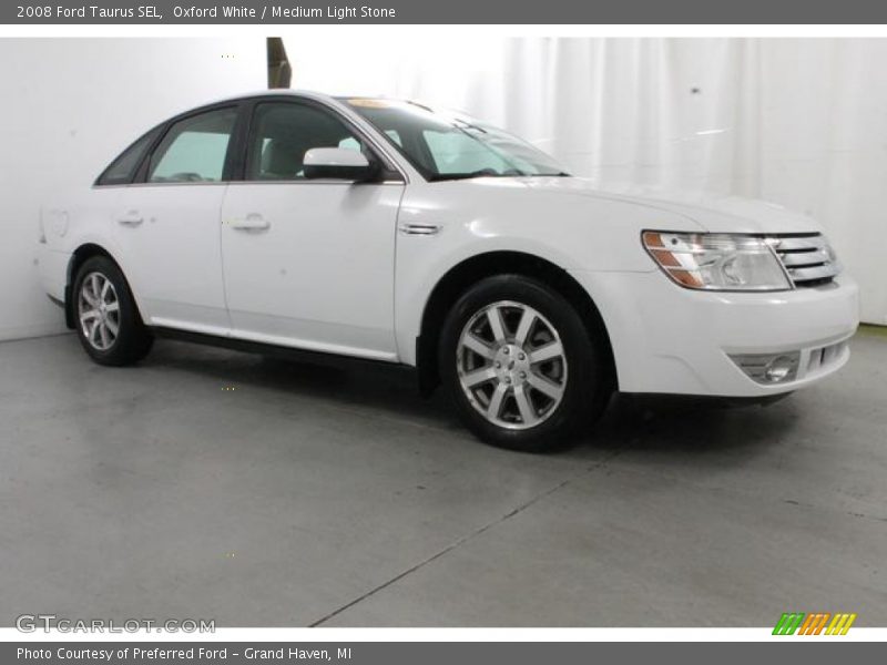 Oxford White / Medium Light Stone 2008 Ford Taurus SEL