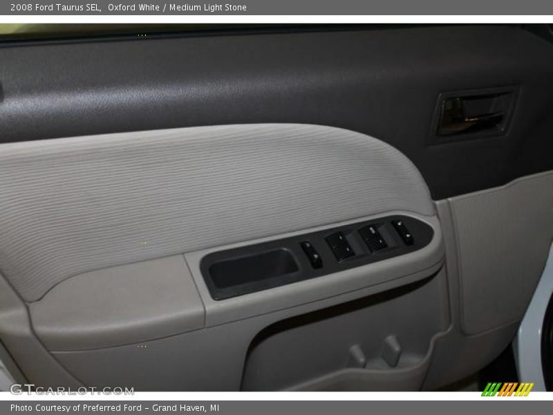 Oxford White / Medium Light Stone 2008 Ford Taurus SEL
