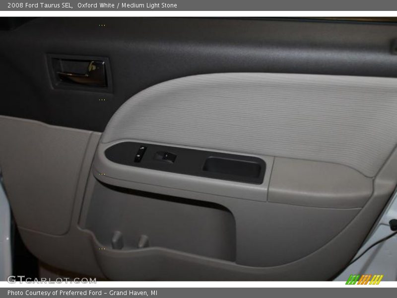 Oxford White / Medium Light Stone 2008 Ford Taurus SEL