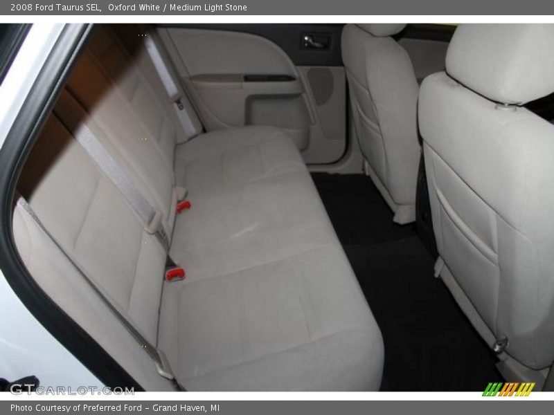 Oxford White / Medium Light Stone 2008 Ford Taurus SEL