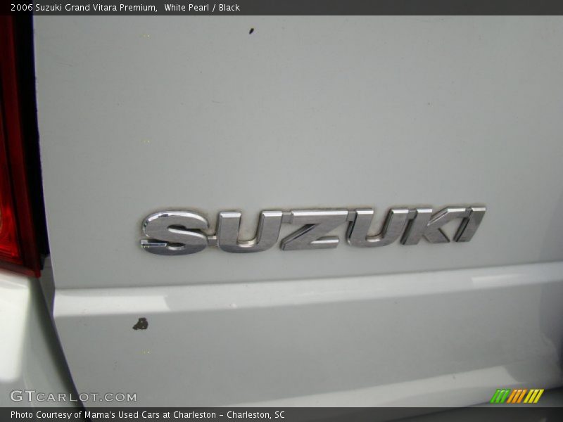 White Pearl / Black 2006 Suzuki Grand Vitara Premium