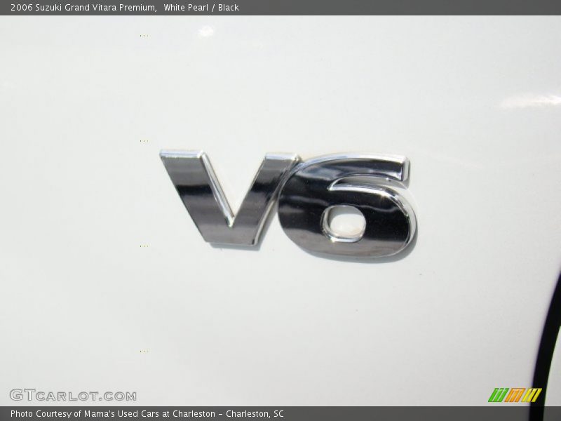 White Pearl / Black 2006 Suzuki Grand Vitara Premium