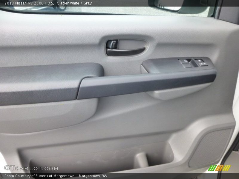 Glacier White / Gray 2013 Nissan NV 2500 HD S