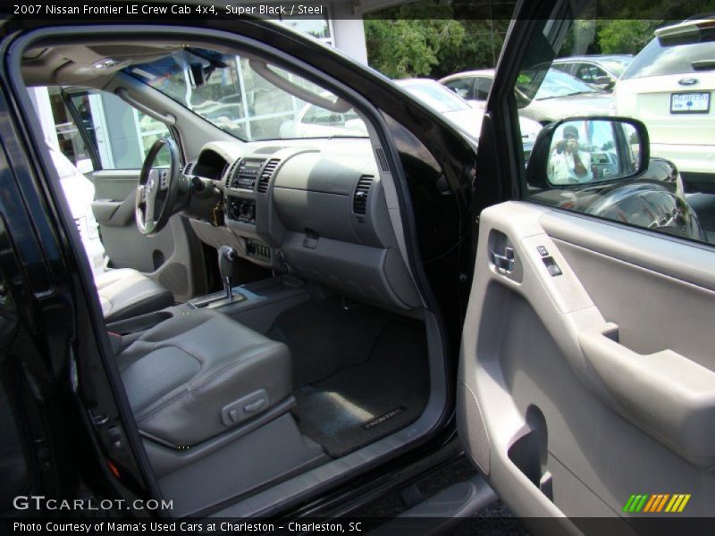 Super Black / Steel 2007 Nissan Frontier LE Crew Cab 4x4