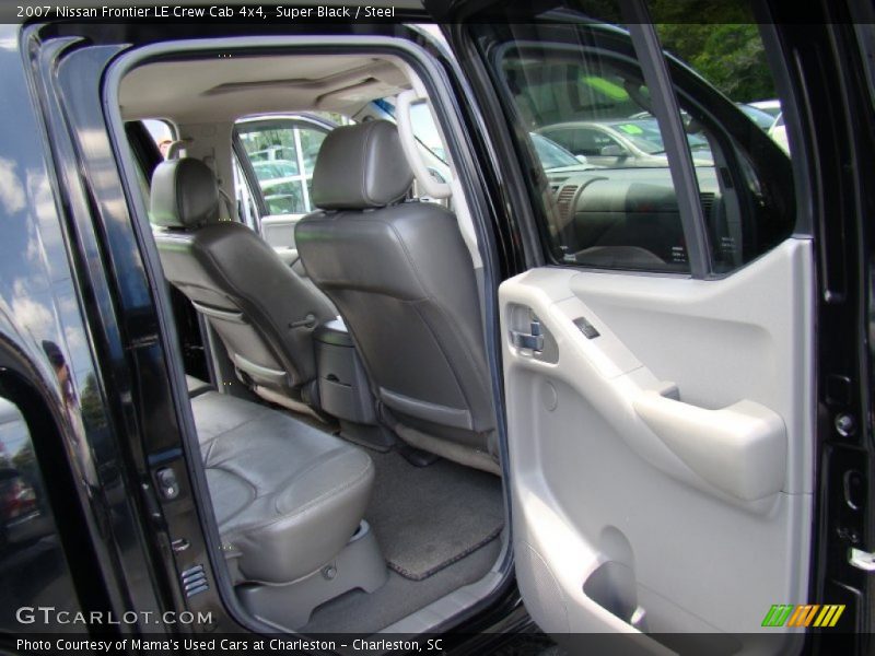 Super Black / Steel 2007 Nissan Frontier LE Crew Cab 4x4