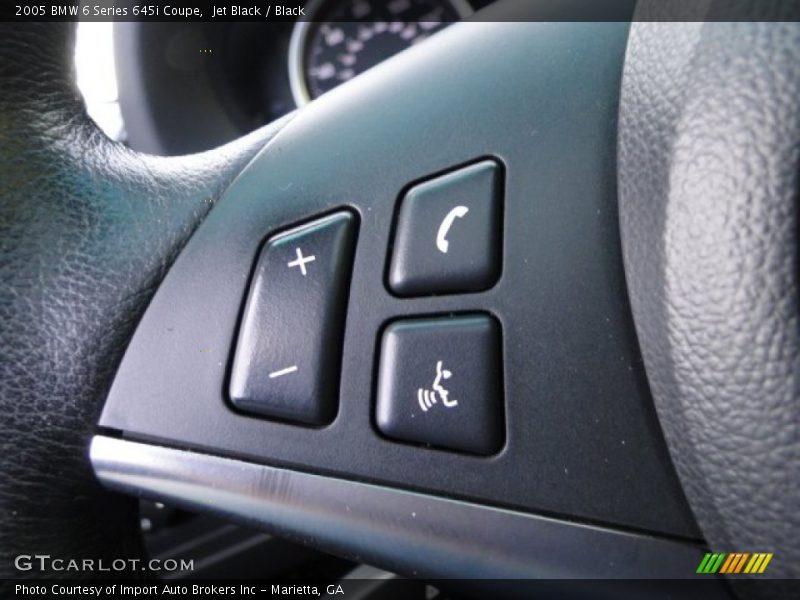 Controls of 2005 6 Series 645i Coupe