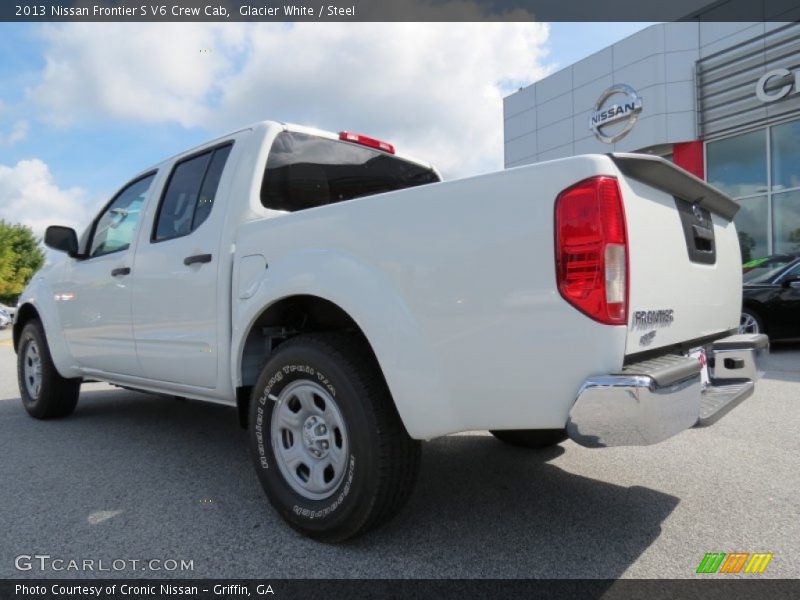 Glacier White / Steel 2013 Nissan Frontier S V6 Crew Cab