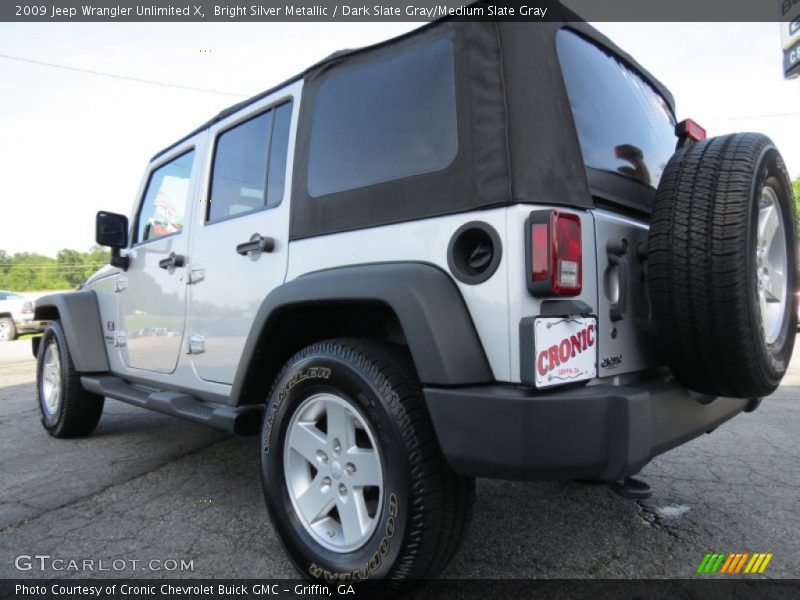 Bright Silver Metallic / Dark Slate Gray/Medium Slate Gray 2009 Jeep Wrangler Unlimited X