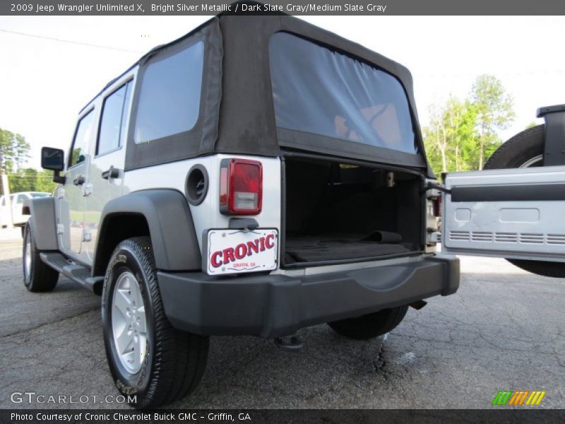 Bright Silver Metallic / Dark Slate Gray/Medium Slate Gray 2009 Jeep Wrangler Unlimited X