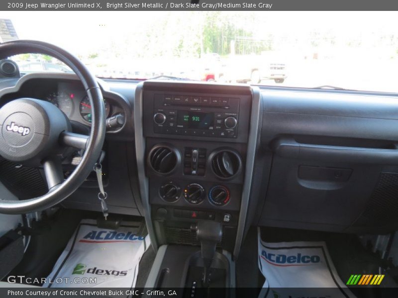 Bright Silver Metallic / Dark Slate Gray/Medium Slate Gray 2009 Jeep Wrangler Unlimited X