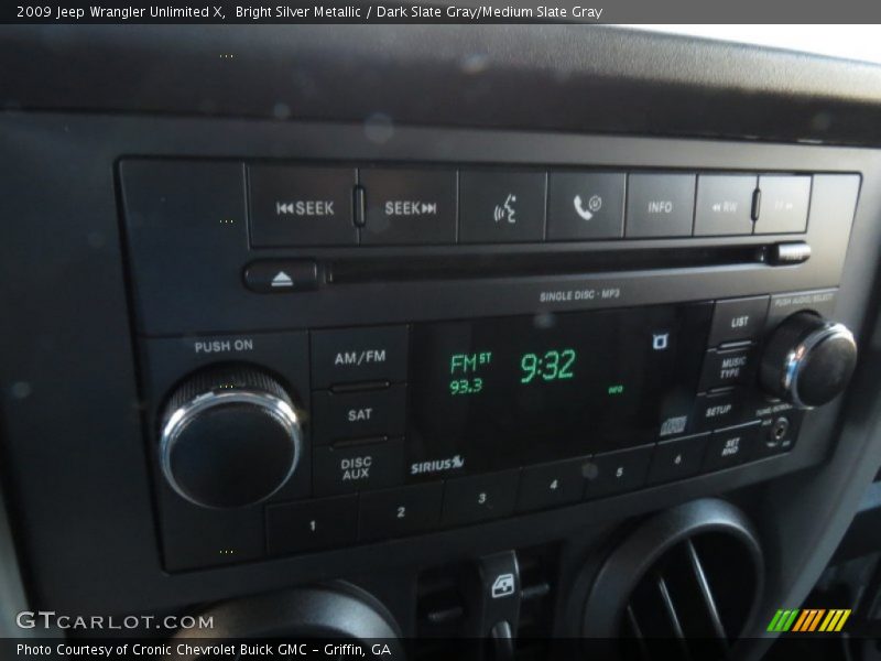 Bright Silver Metallic / Dark Slate Gray/Medium Slate Gray 2009 Jeep Wrangler Unlimited X