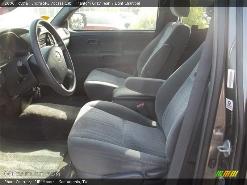 Phantom Gray Pearl / Light Charcoal 2006 Toyota Tundra SR5 Access Cab