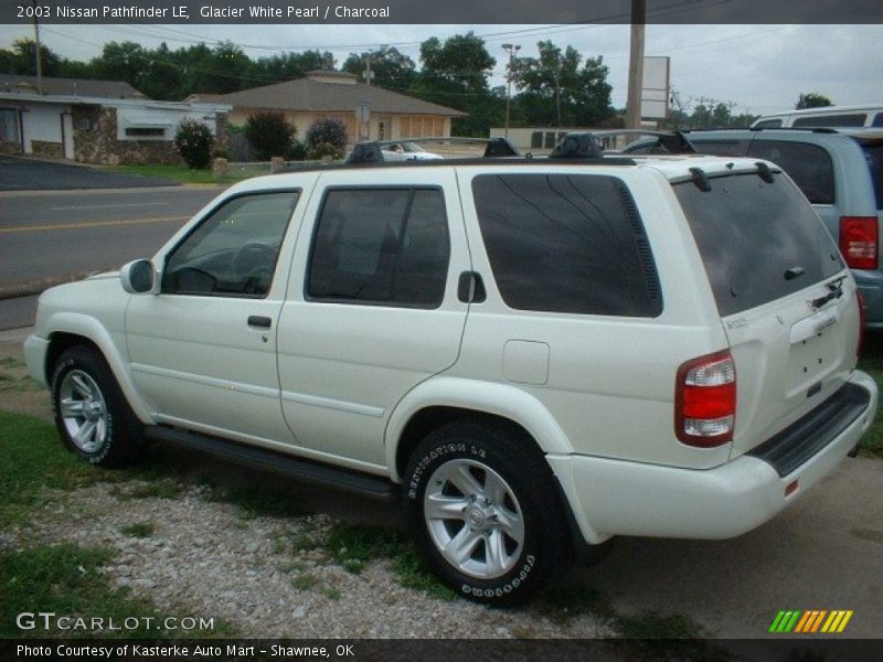 Glacier White Pearl / Charcoal 2003 Nissan Pathfinder LE