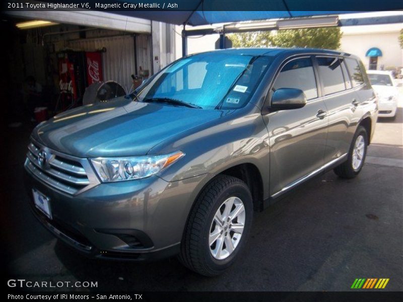 Magnetic Gray Metallic / Ash 2011 Toyota Highlander V6