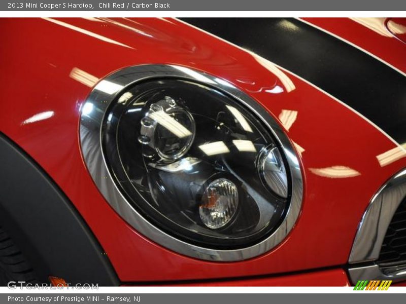 Chili Red / Carbon Black 2013 Mini Cooper S Hardtop