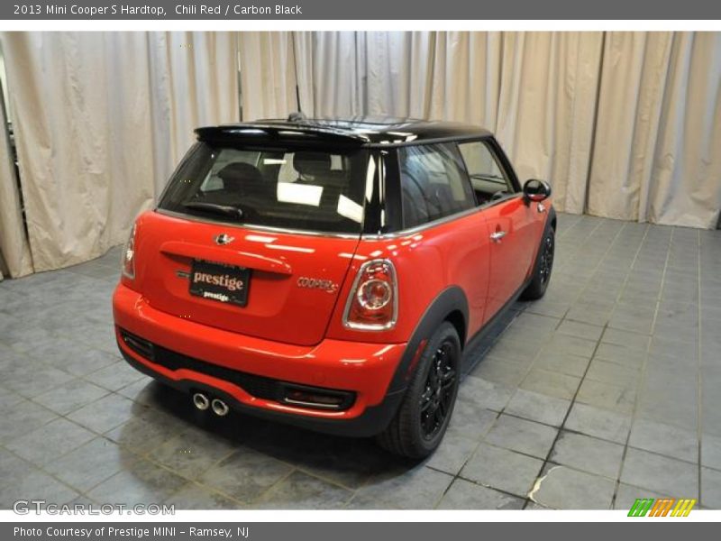 Chili Red / Carbon Black 2013 Mini Cooper S Hardtop